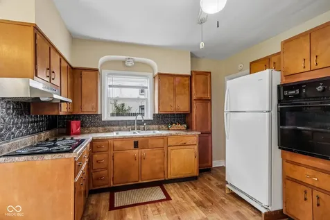 275 E Madison Street Franklin IN 46131