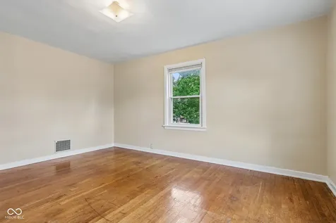 275 E Madison Street Franklin IN 46131