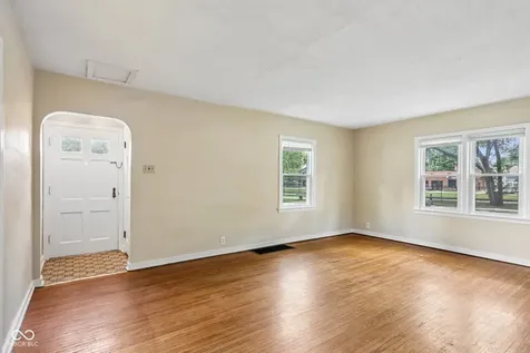 275 E Madison Street Franklin IN 46131
