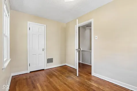 275 E Madison Street Franklin IN 46131