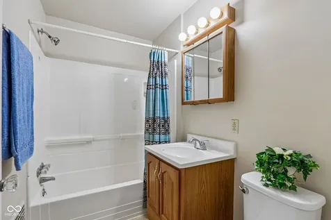 275 E Madison Street Franklin IN 46131