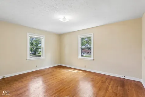 275 E Madison Street Franklin IN 46131