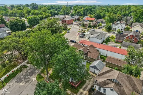 275 E Madison Street Franklin IN 46131