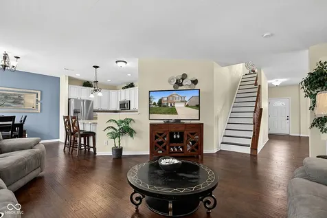 6107 W Brickell Lane Mccordsville IN 46055