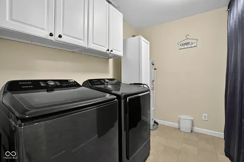6107 W Brickell Lane Mccordsville IN 46055