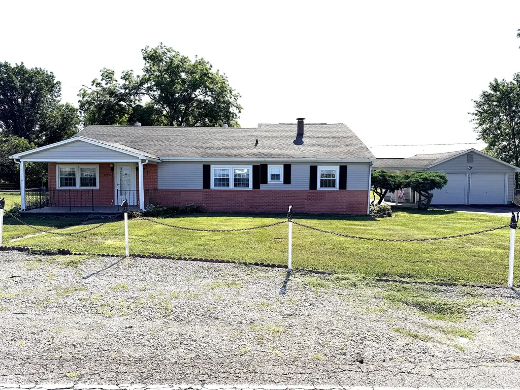 3205 S 150 W Columbus IN 47201