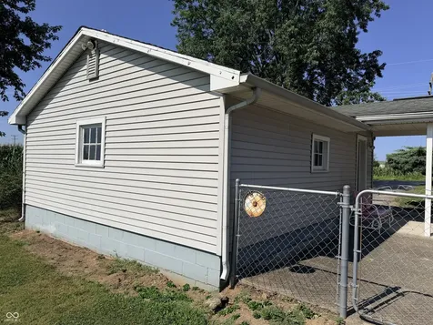 3205 S 150 W Columbus IN 47201