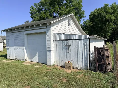 3205 S 150 W Columbus IN 47201