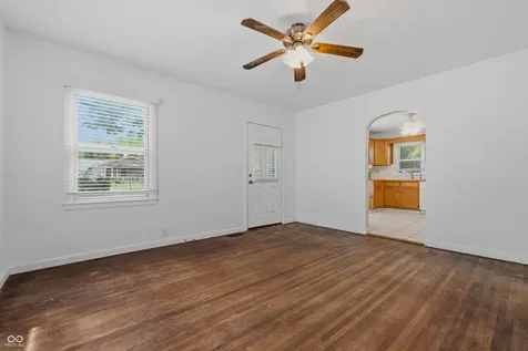 8225 E 47th Street Indianapolis IN 46226