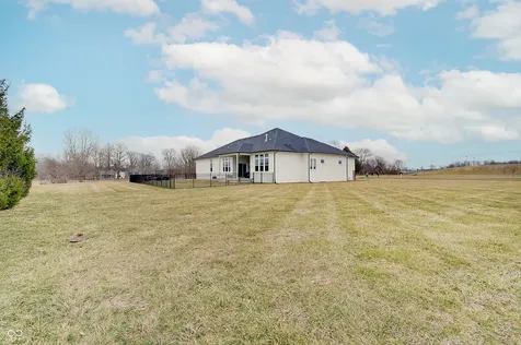 4190 E County Road 100 S Avon IN 46123