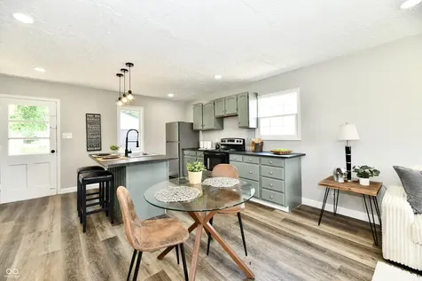 2828 Baltimore Avenue Indianapolis IN 46218