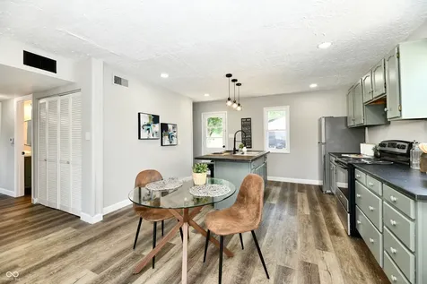 2828 Baltimore Avenue Indianapolis IN 46218