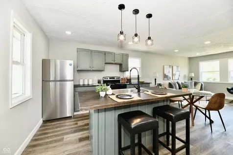 2828 Baltimore Avenue Indianapolis IN 46218