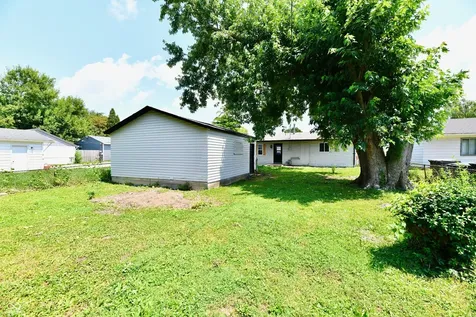2828 Baltimore Avenue Indianapolis IN 46218