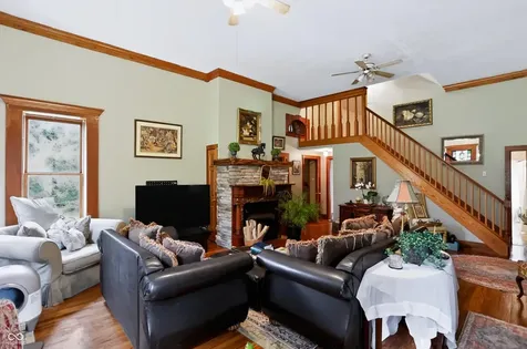 1022 E 600 S Franklin IN 46131