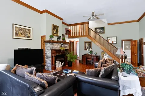 1022 E 600 S Franklin IN 46131