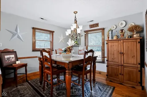 1022 E 600 S Franklin IN 46131