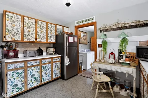 1022 E 600 S Franklin IN 46131