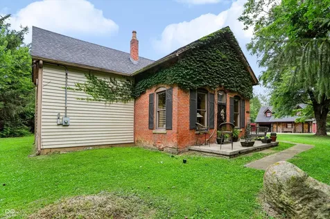 1022 E 600 S Franklin IN 46131