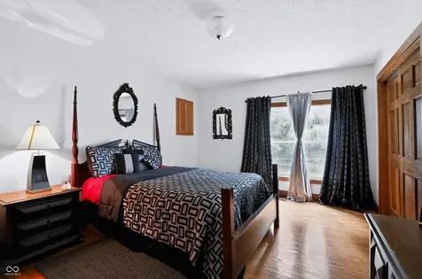 1022 E 600 S Franklin IN 46131