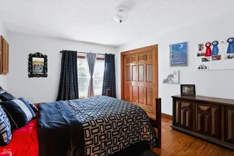 1022 E 600 S Franklin IN 46131