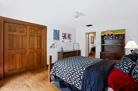 1022 E 600 S Franklin IN 46131