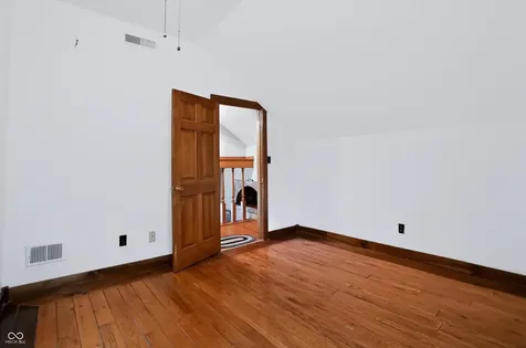 1022 E 600 S Franklin IN 46131