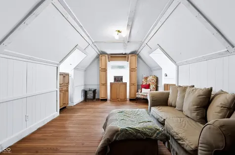 1022 E 600 S Franklin IN 46131