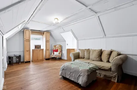 1022 E 600 S Franklin IN 46131