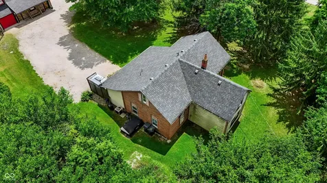 1022 E 600 S Franklin IN 46131