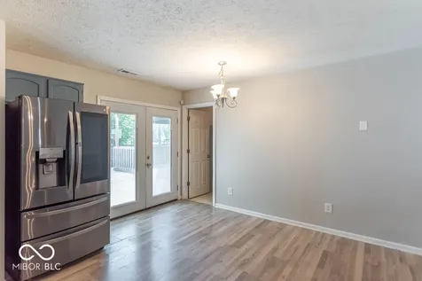 5805 Decatur Ridge Drive Indianapolis IN 46221