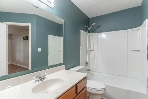 5805 Decatur Ridge Drive Indianapolis IN 46221