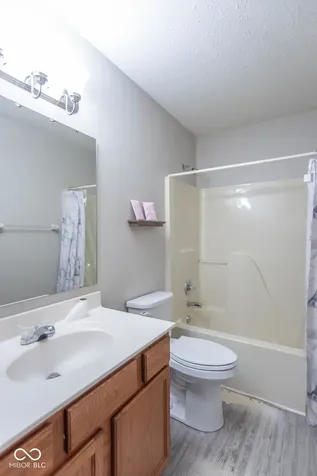 5805 Decatur Ridge Drive Indianapolis IN 46221