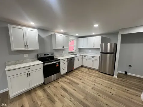 1949 Shenandoah Place Indianapolis IN 46229