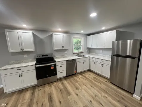 1949 Shenandoah Place Indianapolis IN 46229