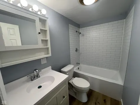1949 Shenandoah Place Indianapolis IN 46229