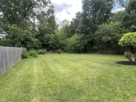 1949 Shenandoah Place Indianapolis IN 46229