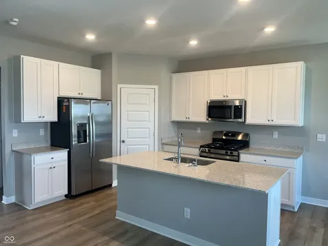 2045 W 171st Street Westfield IN 46074