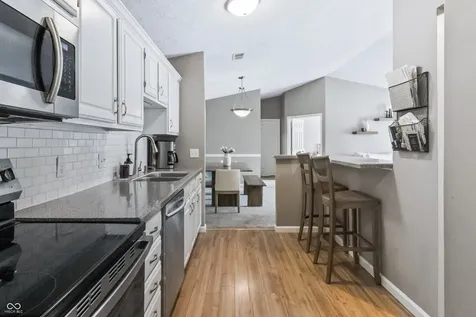 931 Wickham Court Carmel IN 46032