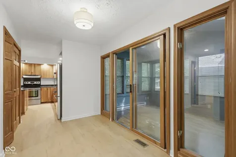 7921 Lincoln Boulevard Indianapolis IN 46240