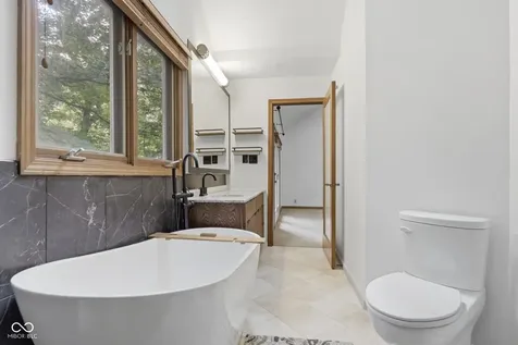 7921 Lincoln Boulevard Indianapolis IN 46240