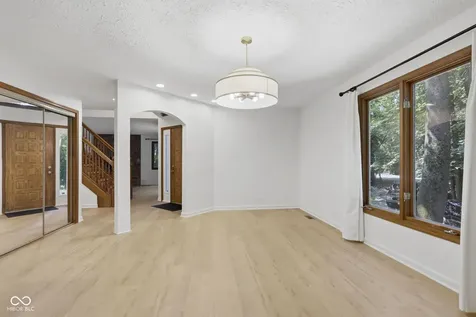 7921 Lincoln Boulevard Indianapolis IN 46240