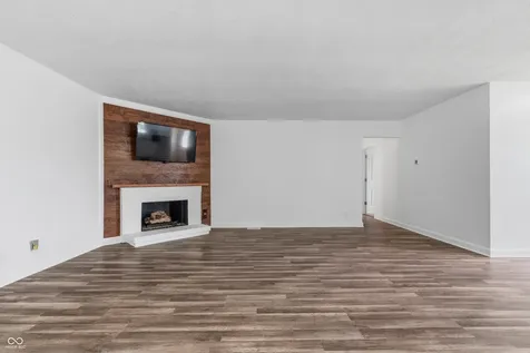 1108 Greenbrook Drive Greenfield IN 46140