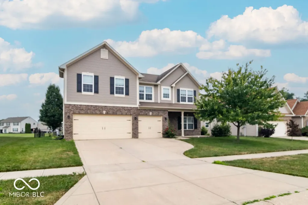 1497 Windborne Lane Greenwood IN 46143