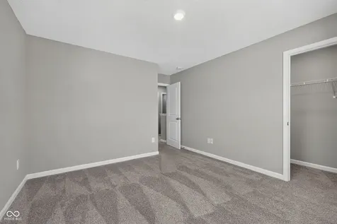6885 Cardiff Drive Mccordsville IN 46055