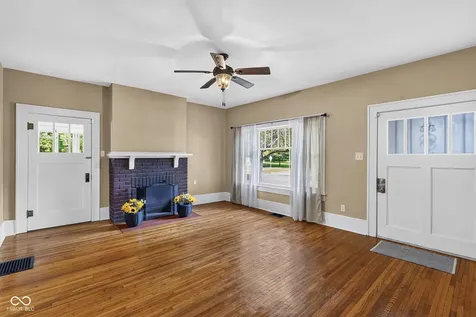 905 Maple Terre Haute IN 47804