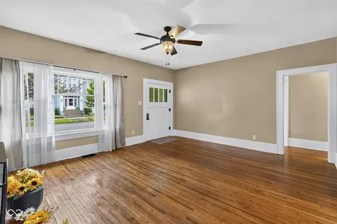 905 Maple Terre Haute IN 47804