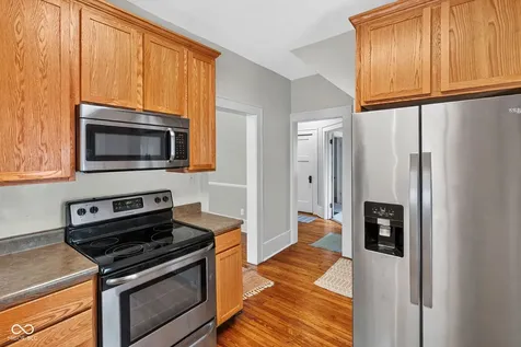 905 Maple Terre Haute IN 47804