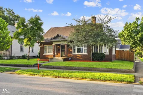 905 Maple Terre Haute IN 47804