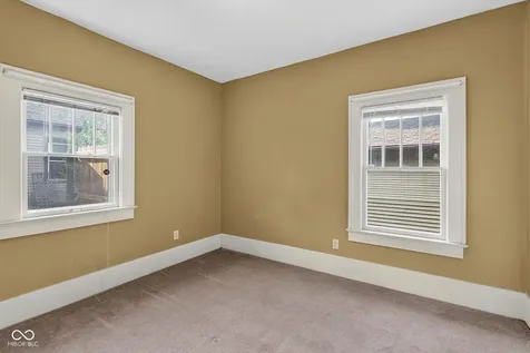 905 Maple Terre Haute IN 47804
